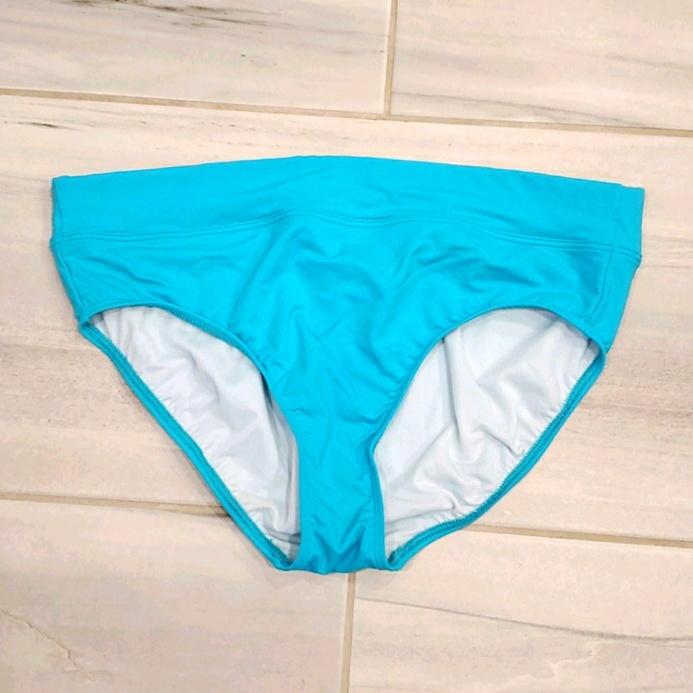 Women's swimsuit bottom like New!